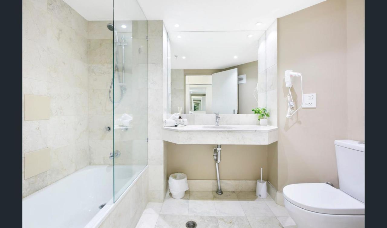 Close To Everything! Beautiful Hotel Studio'S, Sleeps 4 Gold Coast Exterior foto