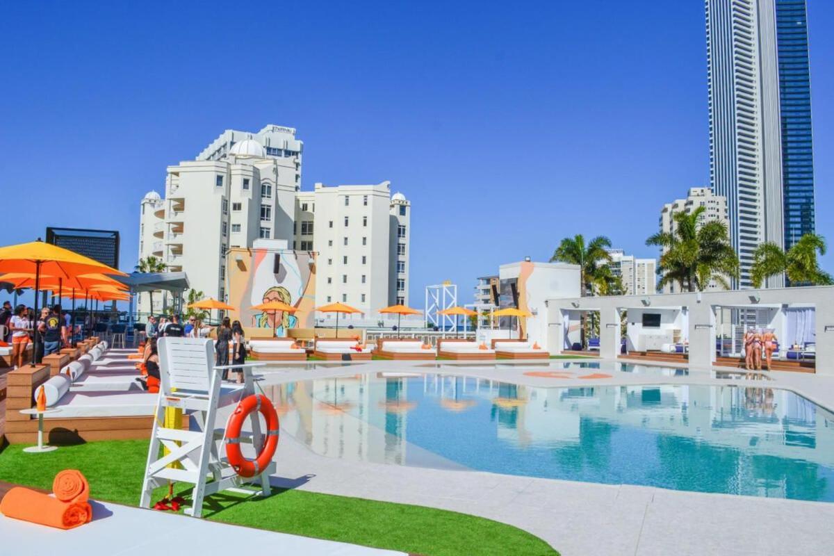 Close To Everything! Beautiful Hotel Studio'S, Sleeps 4 Gold Coast Exterior foto