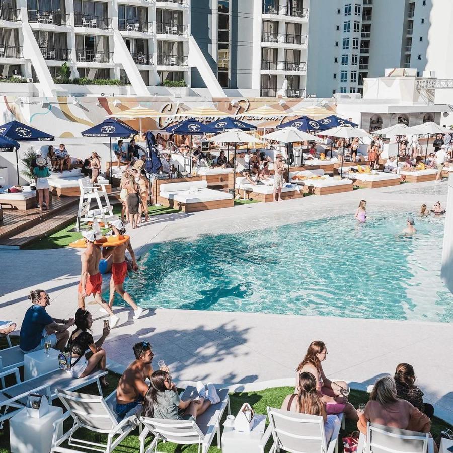 Close To Everything! Beautiful Hotel Studio'S, Sleeps 4 Gold Coast Exterior foto